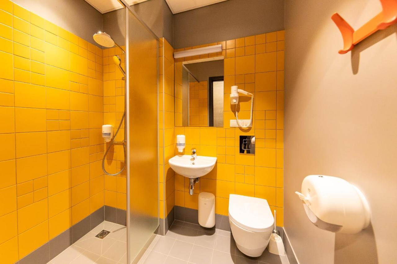 Stadium Hotel Valmiera Eksteriør bilde