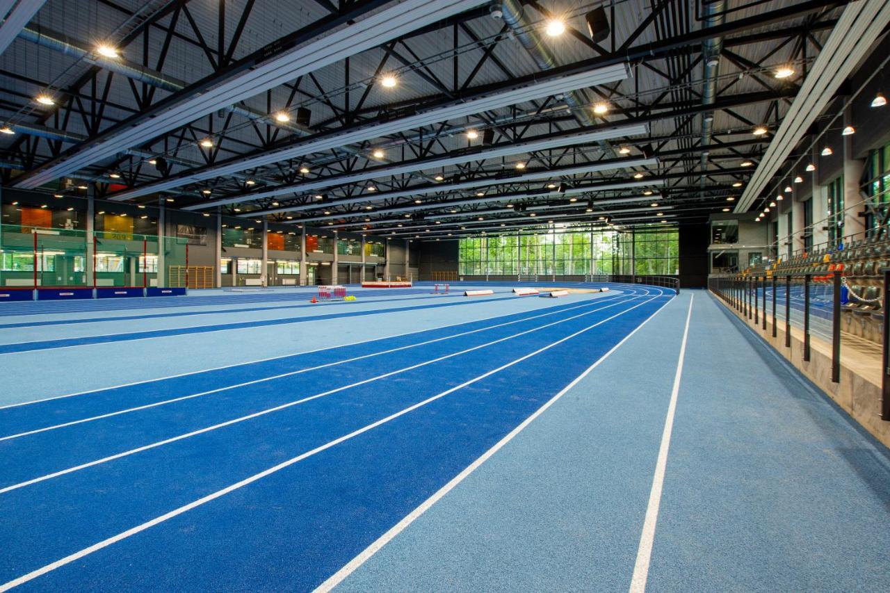 Stadium Hotel Valmiera Eksteriør bilde